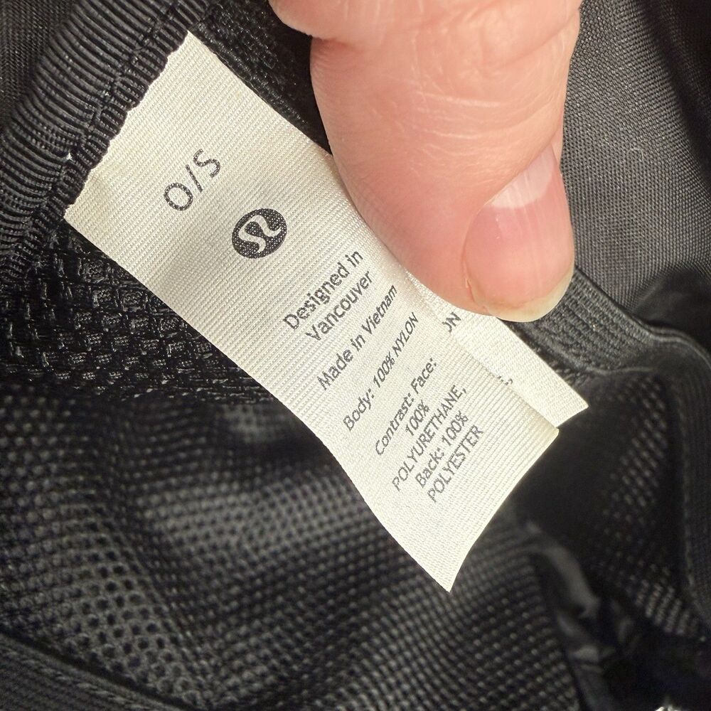 Lululemon Belt Sling Bag Black Nylon Large Logo 1L - 7" x 5" x 2" Waist Fanny - Picture 11 of 16
